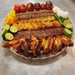 Dört kişilik barbekü tepsisi